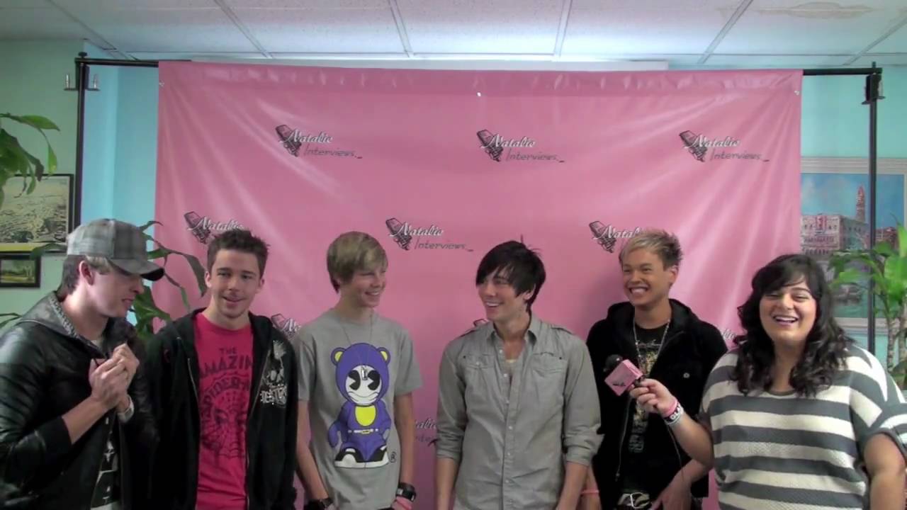 Varsity Fanclub Interview