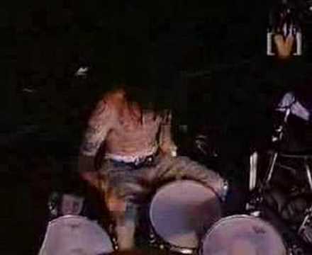 Blink 182 - Aliens Exist (Live At Sydney Big Day Out -