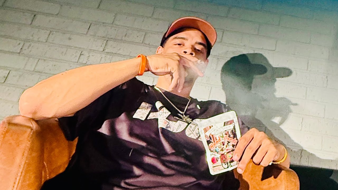 🎙️Meet our latest drop: Hood Candy 🍭. Tap in for the real strain review! 