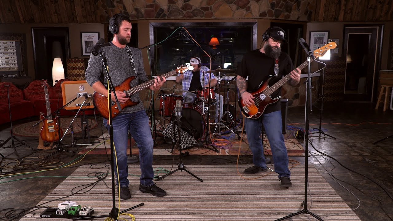 Marquee Backstage Extra: C4 perfom "Till Tomorrow Comes"