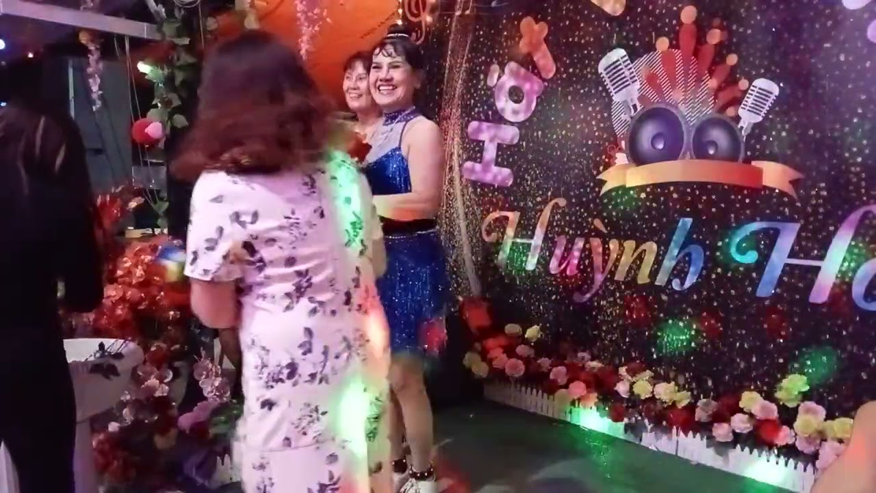 Hãy sống cho tuổi trẻ 