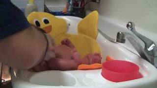 Naomi Bathtime