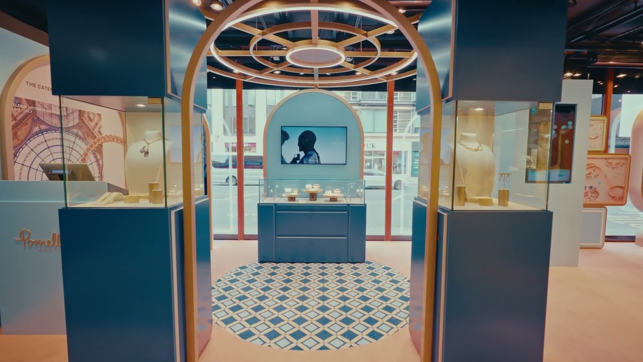 Louis Vuitton Pop-up Store in Harrods - Luxury RetailLuxury Retail