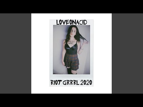 Video: Semangat Riot Grrrl Datang Ke Permainan Video