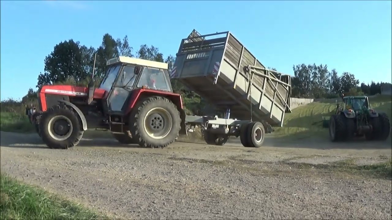 Siláže 2023- Práce na jámě John Deere 7530 Premium + 4x Zetor