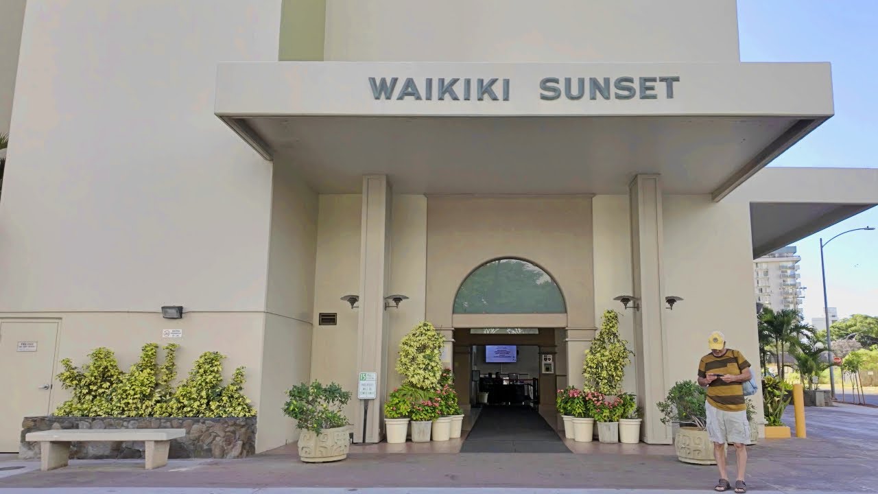 【4K】𝐖𝐀𝐋𝐊 🇺🇸 Condo Tour at Aston Waikiki Sunset in Hawaii 🏖️🌺🌞
