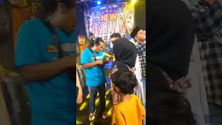 Detik2 Suami Sawer Penyanyi Dangdut