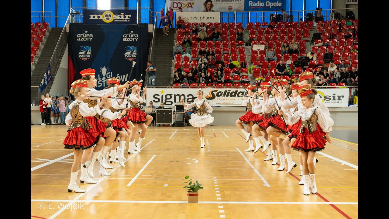 Mini Gracja - kategoria formacja baton kadetki defilada - MP 2023 Kędzierzyn-Koźle