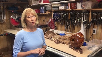 Artist Leslie Young makes nautilus shell art