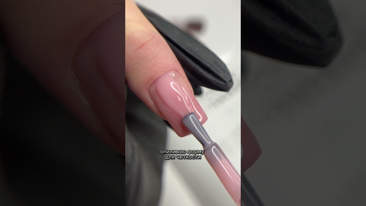 МК Эффектный черный френч для квадратной формы ногтей с милыми сердечками