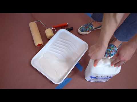 Video: How to Mix Wallpaper Paste - Brewster Home