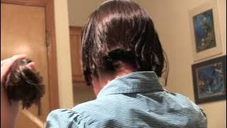 Cutting my own hair from a ponytail!