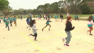 Hundreds of kids from Mandarin Oaks Elementary are training for the Junior River Run