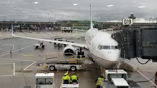 United 737-900ER departure from Washington Dulles (IAD-SAN)