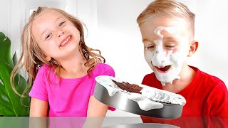 Famous Levi & Ivy's Crazy Family Game Night!! 🥧 Profile
