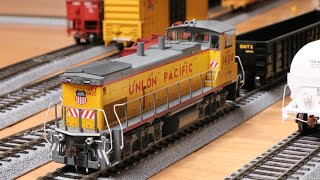 Athearn Union Pacific HO Scale MP15AC Unboxing