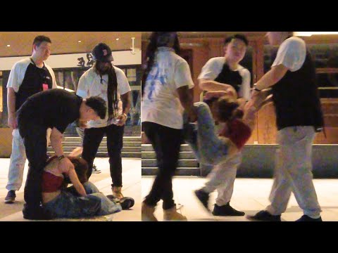 The pretty Chinese girl got so drunk that her black friend carried her away | 娇美中国女孩喝的烂醉如泥,黑人朋友将她抬走了