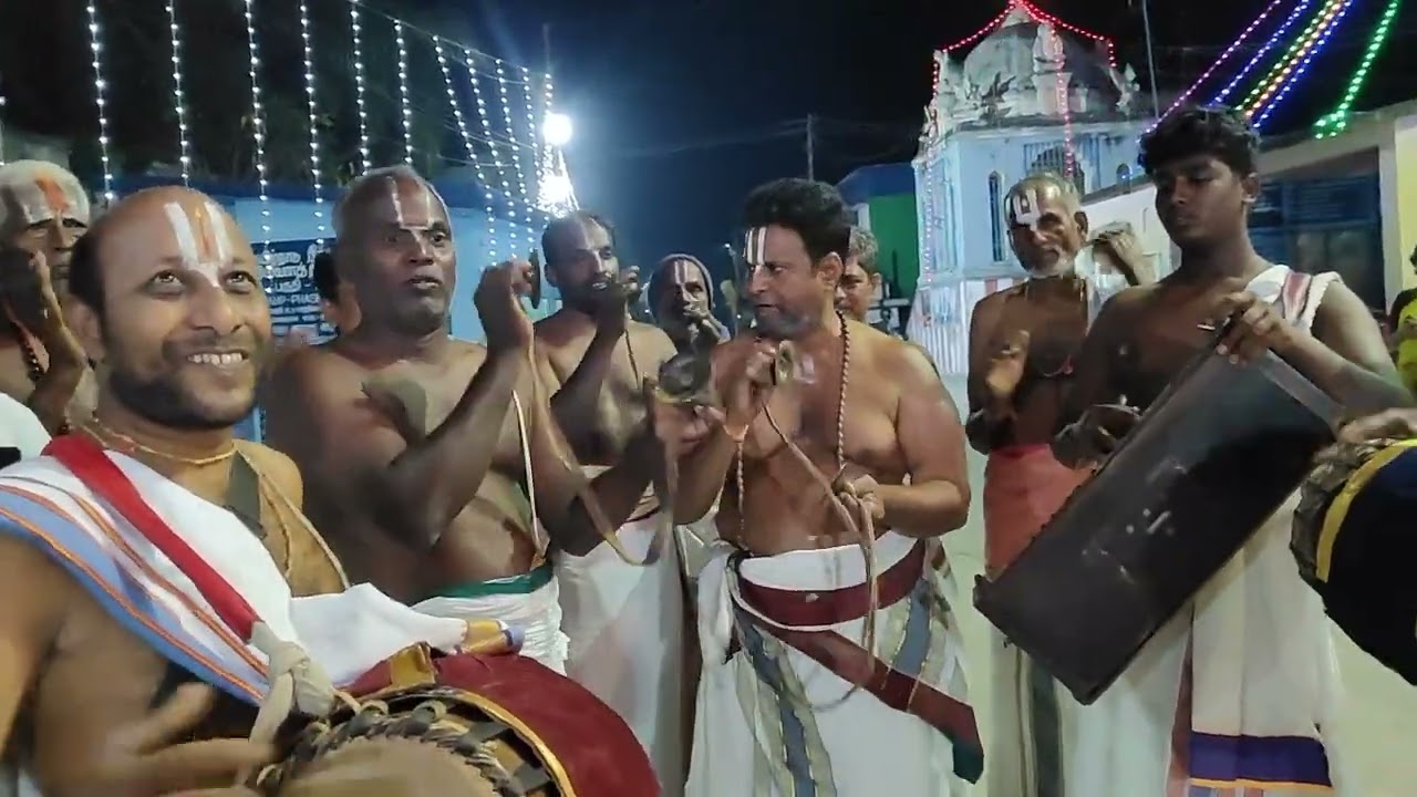 திருப்புட்குழி மாடவீதி பஜனை