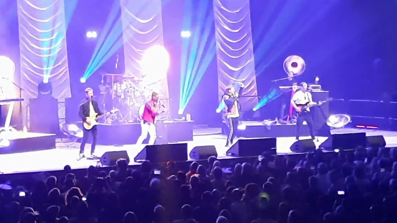 Dieter Bohlen in Magdeburg am 10.10.2025 Blue System Medley ❤️❤️❤️🎼🎼🎼❤️❤️❤️