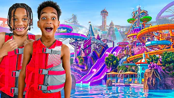 WE WENT TO THE CRAZIEST WATER PARK IN THE WORLD!!