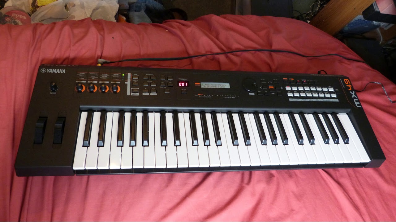 Playing the Windows 10 sample MIDI files with a Yamaha mx 49