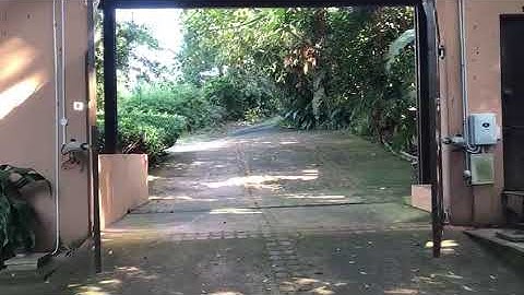 Centurion Vantage 500 Double Swing Gate Motors on 2.5m Solid Wood Leaves