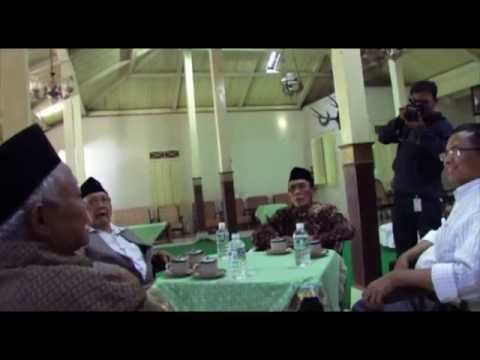 [Video ‘Sejarah' Peristiwa Madiun '48] – Sejarah kelam, narasi alternatif, dan rekonsiliasi (BBC Indonesia); Supaya Bersaudara Kembali (JAVIN TV)