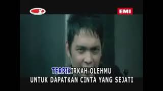 Ada Band-pemain cinta karaoke original audio
