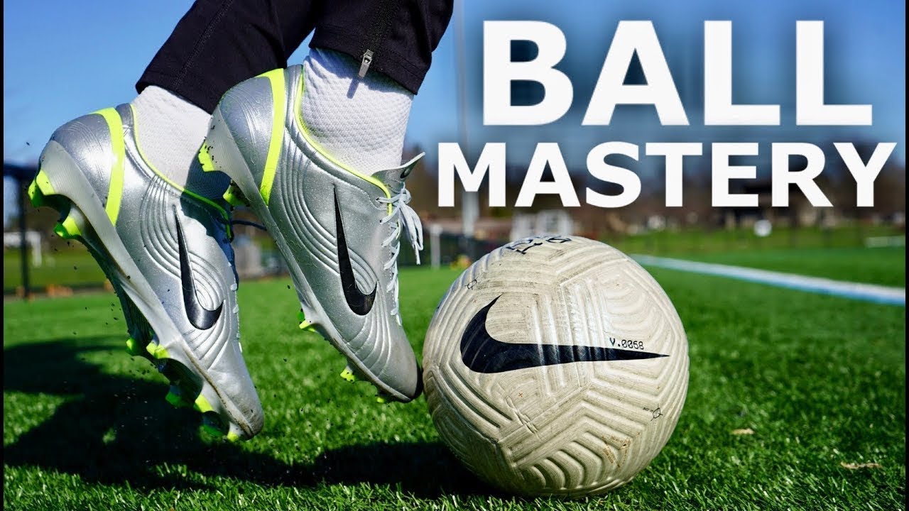 f*1様 希少 FCRB NIKE 2016SS WARM UP SET UP Solo Ball Mastery Training In Nike Mercurial Vapor 1 R9 RGN - YouTube