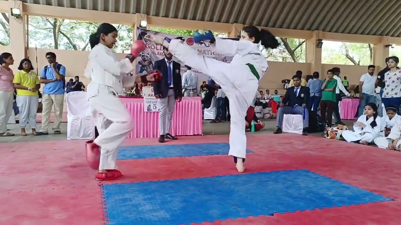 Karate fight | Girls Kumite | Karate competition #karate #karatefight #kumite