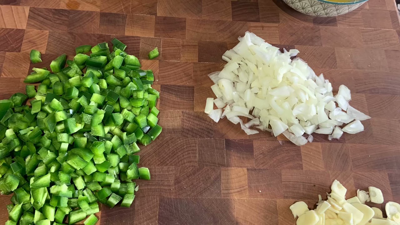 Cooking with Cannabis: infused Hot Sauce