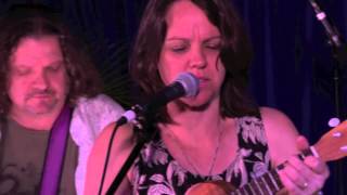 'TRAIN SONG' - The Caroline Hammond Band feat Matthew Moline - Live @ The Rooftop Sessions