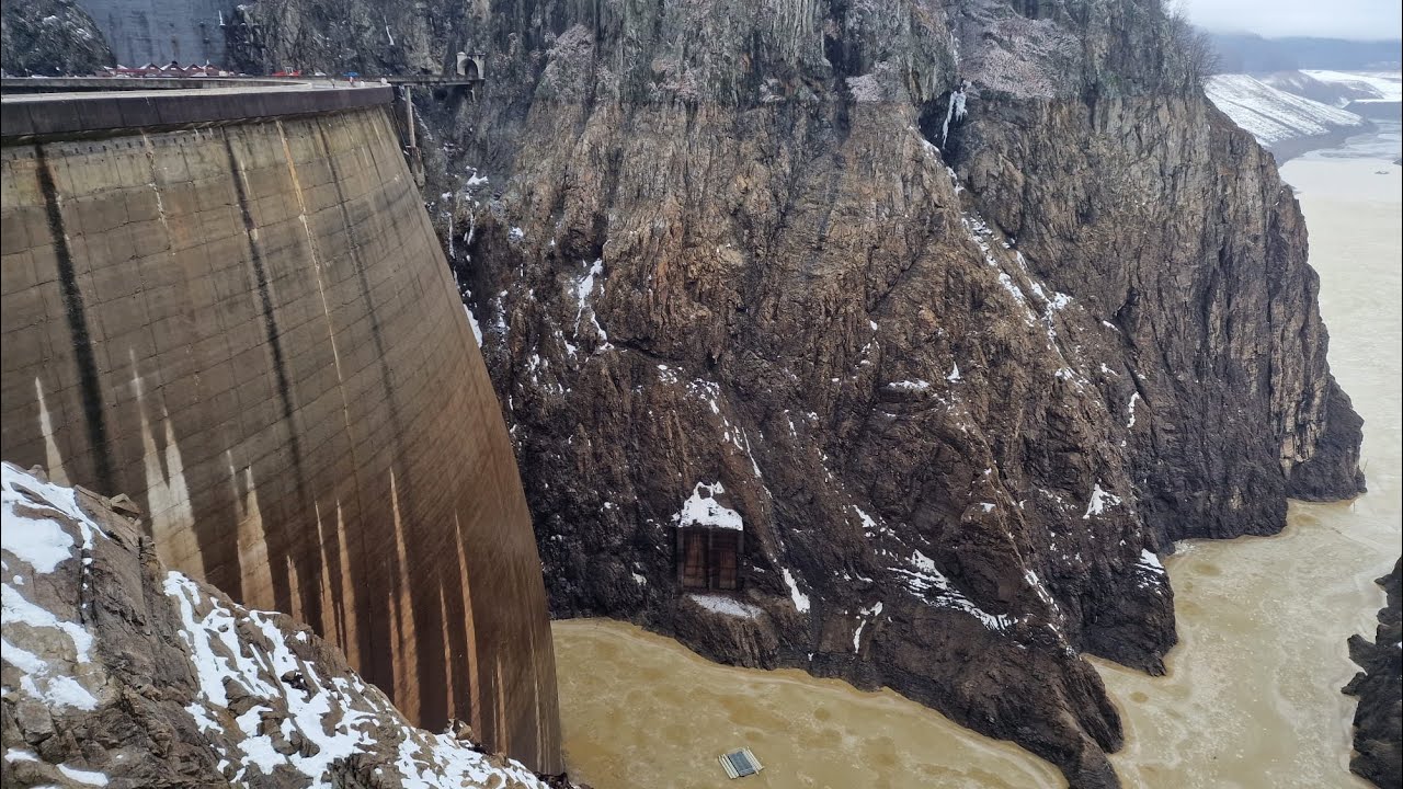 Deversarea Baralui Vidraru cauzeaza probleme si in Curtea de Arges 