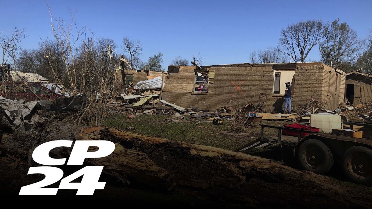 Tornadoes kill at least 18 people in U.S. midwest, south - YouTube