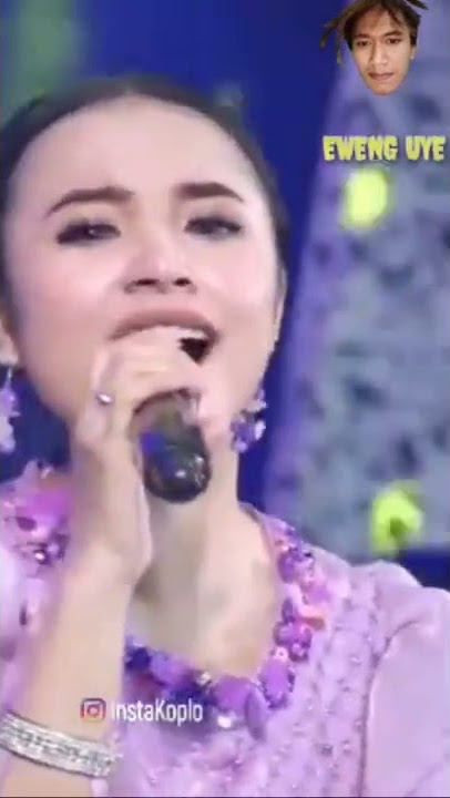 TASYA ROSMALA - MENGEJAR BADAI (Short)