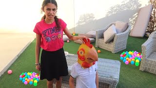 Heidi and Zidane Stories about the Right Behavior