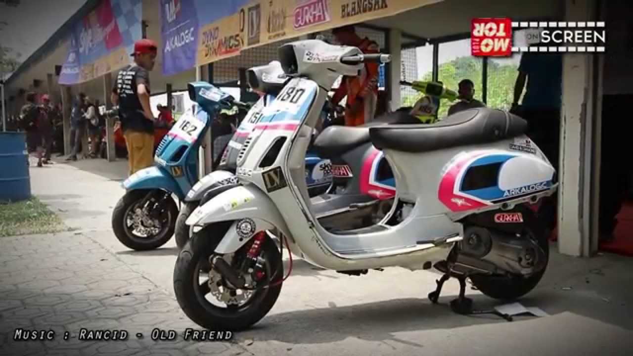 Scooterhood MotorPlus Video Balap Vespa Di Sentul YouTube