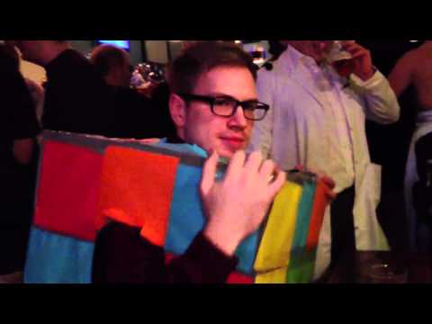 Dancing Rubik's Cube