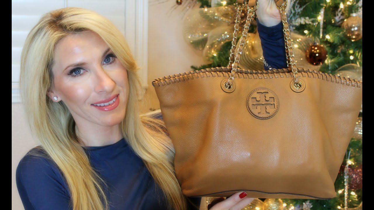 WHAT'S IN MY BAG | TORY BURCH MARION SMALL TOTE - YouTube