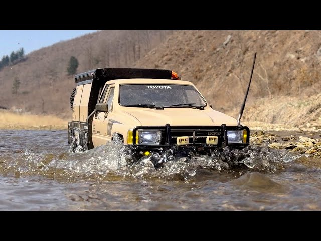 1/10 Scale RC4WD TOYOTA SR5 Hilux XtraCab Canopy BoomRacing BRX01
