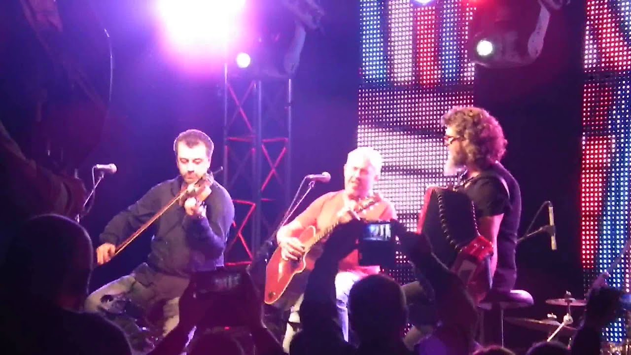 Андрей Макаревич - Костер - YouTube