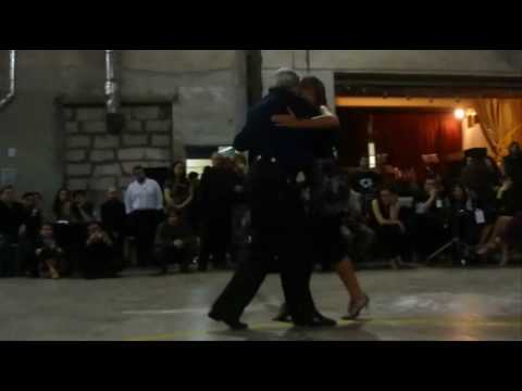 EDUARDO PAREJA "PAREJITA" Y LAURA GRANDI  EN LA MILONGA DEL MORAN 3/3