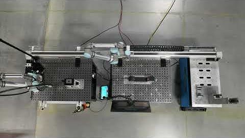 Collaborative Robot - 7th Axis moving the cobot- view from above