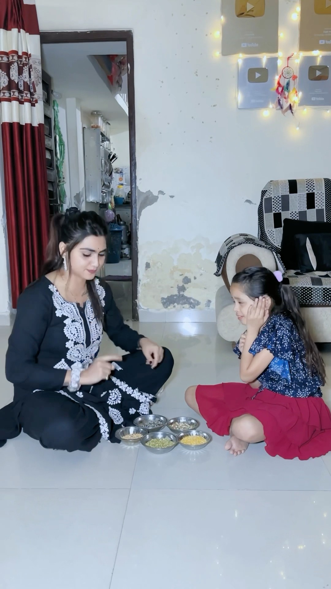 चिक्की मेरे सवाल मैं फैल हों गयी?? #kajalsoni #funny #comedy #family #viralvideo @kajalsoni