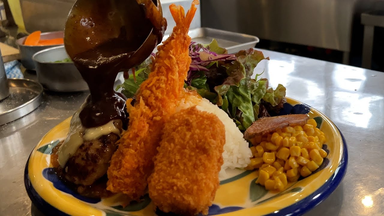 がっつりボリューム【昭和洋食】2代目が守る55年伝統の味！【日本一美味しいポテト】新宿・四谷【洋食バンビ】ドカン鉄板焼がある時間帯だけ700円に!?