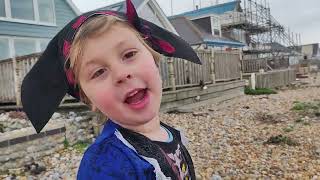 Dexter watches real life Dumper Trucks tip their load!! Raw Footage!