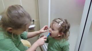 Eylul Ceren & Öykü Irem Dis Egitimi