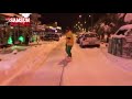 Samsun'da Mete Bulut caddeye yağan kar üstünde snowboard yaptı