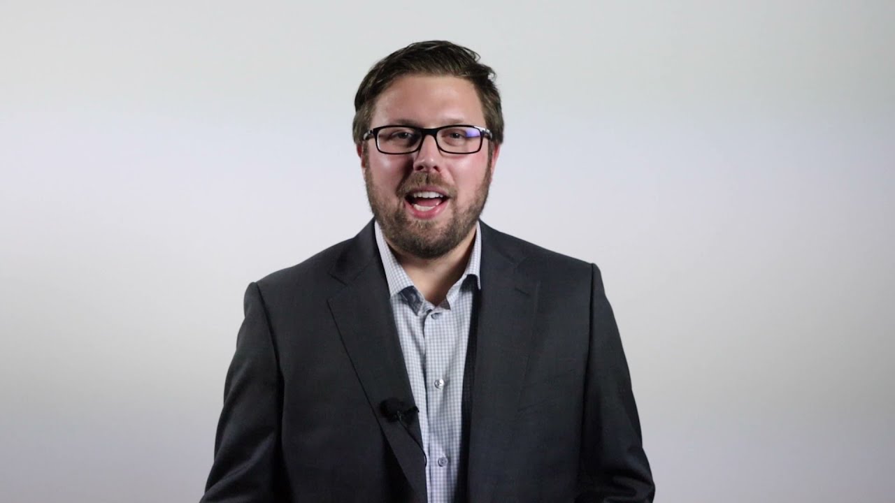 Tips from a wedding DJ- Personalize your wedding with a custom monogram.