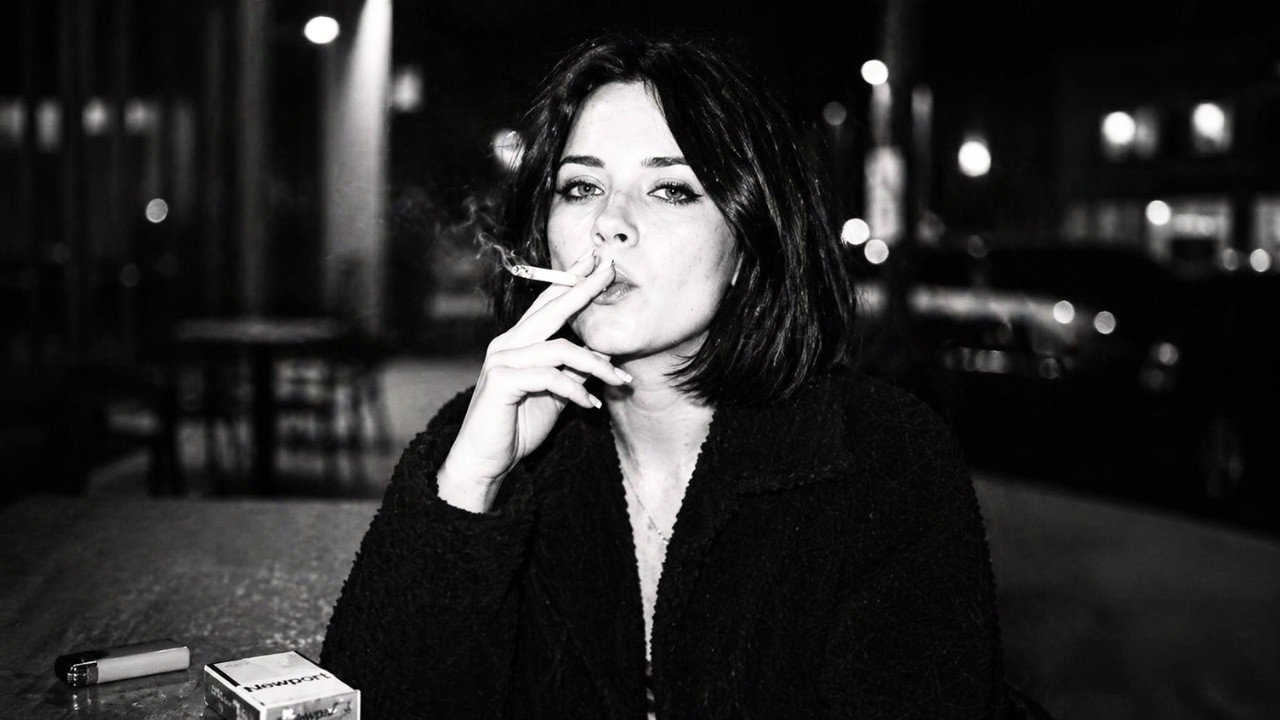 Watch Anne Bloom - Shift // Darkwave on YouTube Watch Anne Bloom - Shift // Darkwave on YouTube